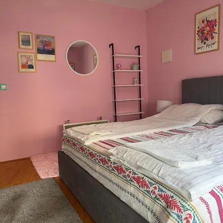 Old Town Ferhadija Apartments סראייבו