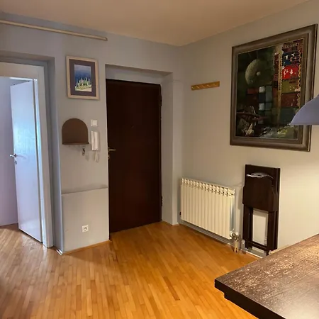 Old Town Ferhadija Apartments *