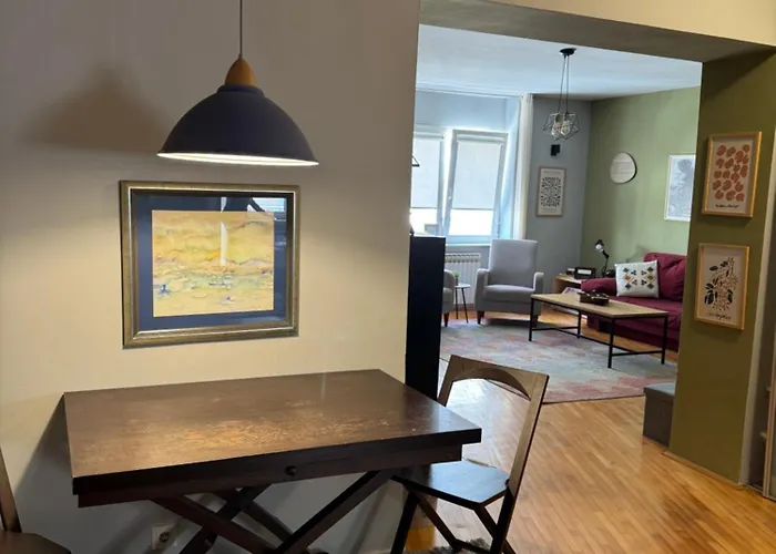 Old Town Ferhadija *